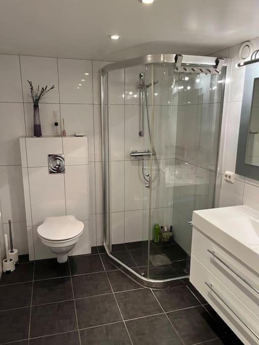 Hybel Med Bad Apartment Egersund Exterior photo
